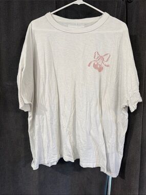 Women’s Aerie White T‑Shirt with Pink Bow Graphic